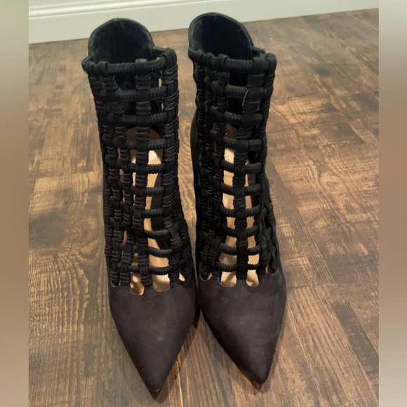 Schutz Zema Dress Pumps - Picture 9 of 12